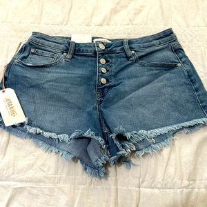 BNWT Shyanne denim shorts! Size 29 with button fly, cut off style